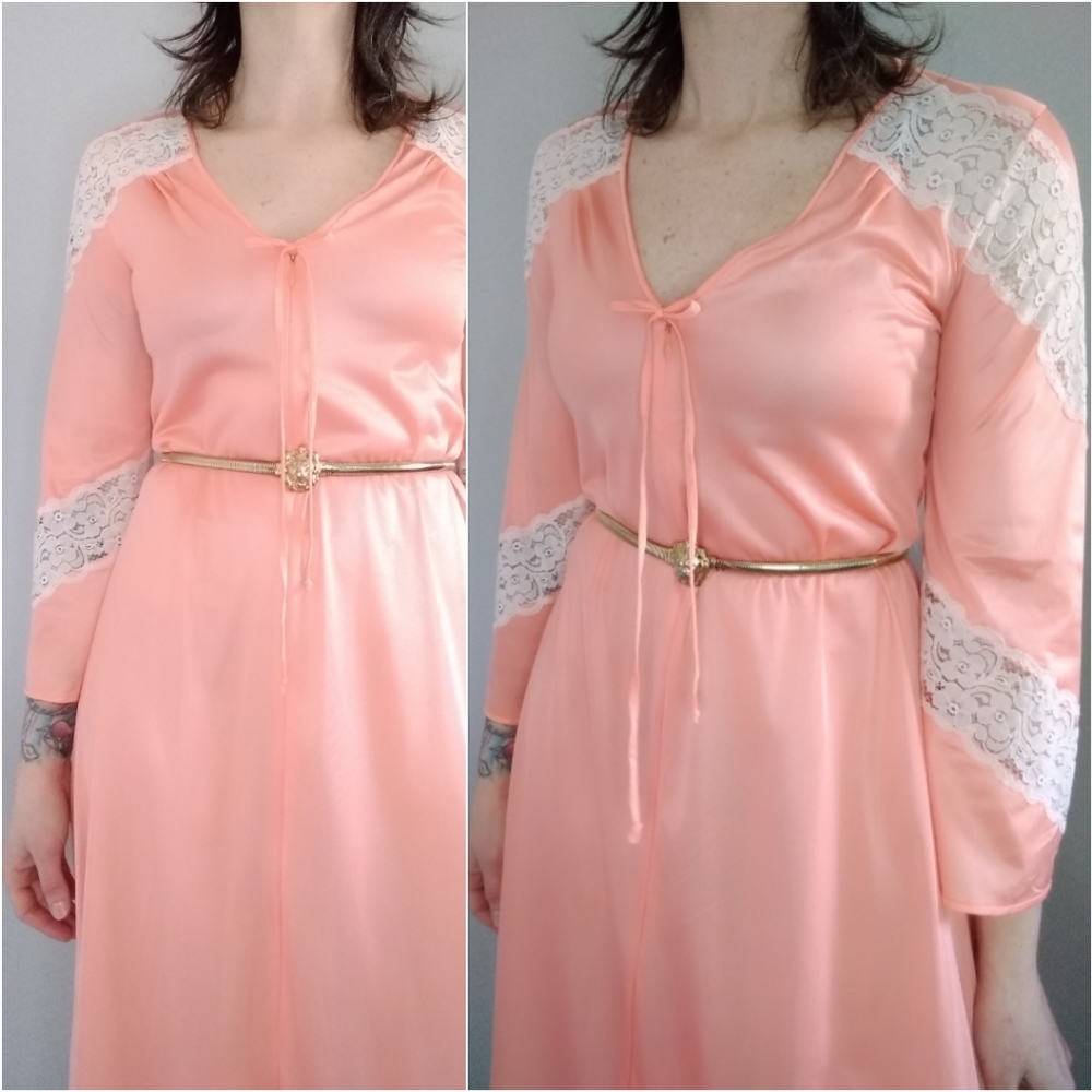 Vintage 70s 80s Coral Bell Sleeve Nightgown Small